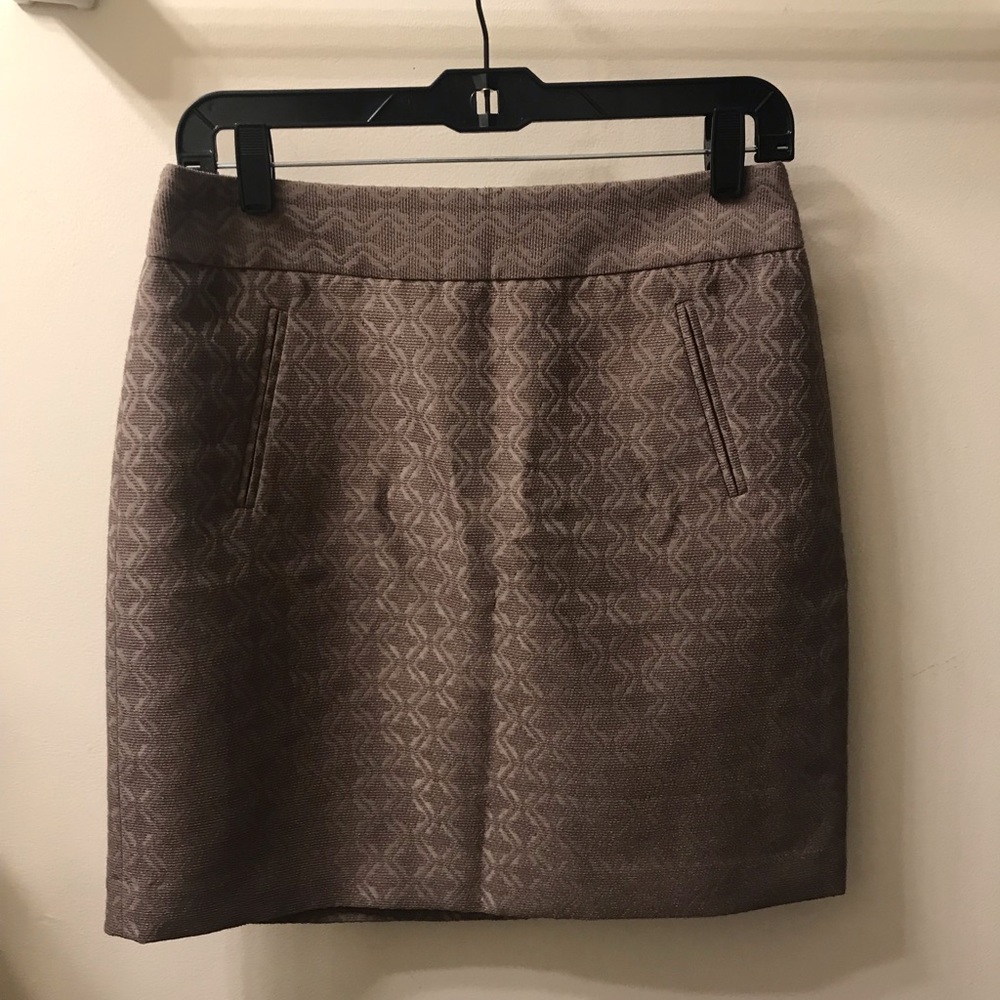 Loft pencil skirt